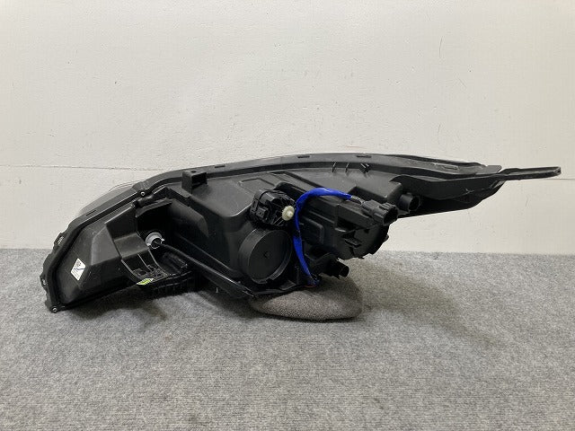 リーフ/LEAF ZE1 純正 右 ヘッドライト/ランプ LED レベライザー 刻印P ICHIKOH 1954/26010 5SK5A 26025-5SK5A 日産(133893)