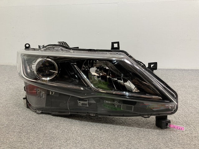 セレナ/ハイウェイスター/S/X/G/XV C27/GC/GFC/GNC/GFNC/HFC/HC 純正 前期 右 ヘッドライト LED レベ 100-23721 26025-5TF5A(133894)