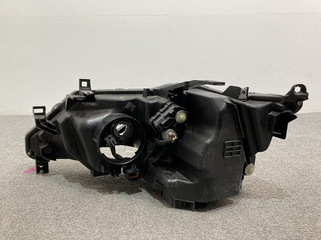 セレナ/ハイウェイスター/S/X/G/XV C27/GC/GFC/GNC/GFNC/HFC/HC 純正 前期 右 ヘッドライト LED レベ 100-23721 26025-5TF5A(133894)