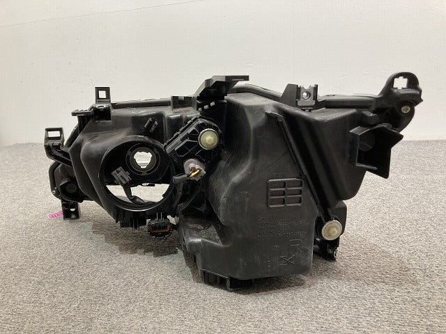 セレナ/ハイウェイスター/S/X/G/XV C27/GC/GFC/GNC/GFNC/HFC/HC 純正 前期 右 ヘッドライト LED レベ 100-23721 26025-5TF5A(133894)
