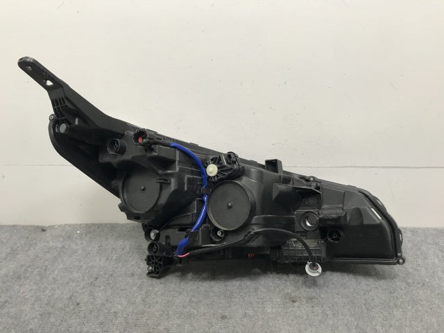 リーフ /ZE1 純正 前期 左 ヘッドライト/ランプ LED レベライザー 刻印P ICHIKOH 1954/26060 5SK5A 日産(133896)