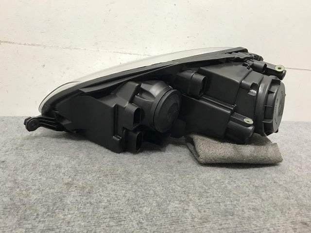 新品!ゴルフ5/GOLFⅤ 1K系 純正 右 ヘッドライト/ランプ ハロゲン 1K6 941 030 Q 1K6941030Q フォルクスワーゲン/WV(133905)