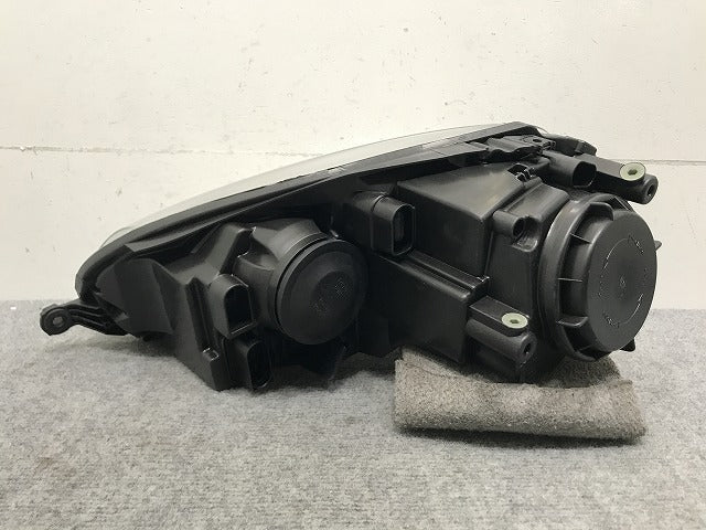 新品!ゴルフ5/GOLFⅤ 1K系 純正 右 ヘッドライト/ランプ ハロゲン 1K6 941 030 Q 1K6941030Q フォルクスワーゲン/WV(133905)