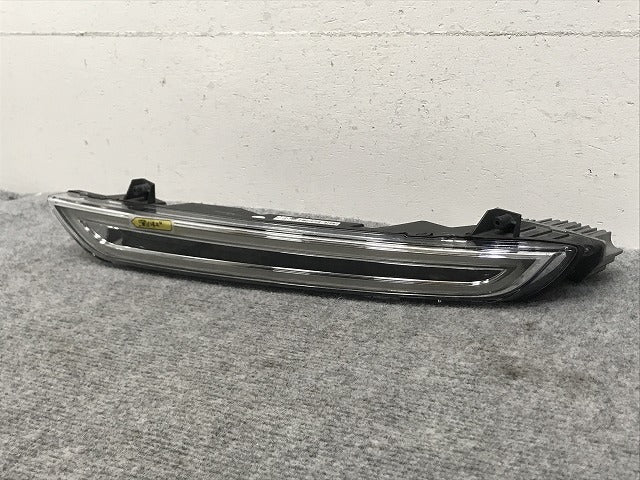 カイエン GTS 958/92A 純正 後期 左デイライト/デイタイムランニングライト LED 7P5.941.181.H/7P5941181H ポルシェ(133919)
