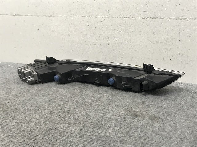 カイエン GTS 958/92A 純正 後期 左デイライト/デイタイムランニングライト LED 7P5.941.181.H/7P5941181H ポルシェ(133919)