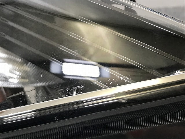 セレナ/ハイウェイスター/S/X/G/XV C27/GC/GFC/GNC/GFNC/HFC/HC 純正 前期 右ヘッドライト LED レベ付 100-23721 26025-5TF5A(133922)