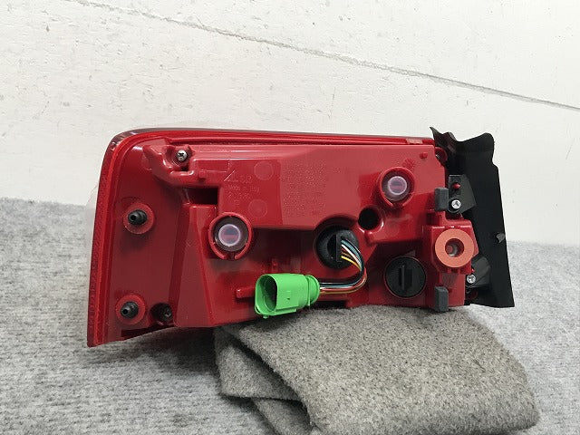 新品!A5(B8) 8T系 社外 後期 右 テールランプ/ライト/レンズ LED Magneti Marelli(マニェーティマレッリ)製 8T0945096H アウディ(133943)