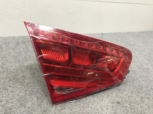 新品!A8(D4) 4H系 純正 前期 左 テールランプ/ライト/レンズ/フィニッシャーランプ/内側 LED 4H0.945.093 4H0945093 アウディ(133948)