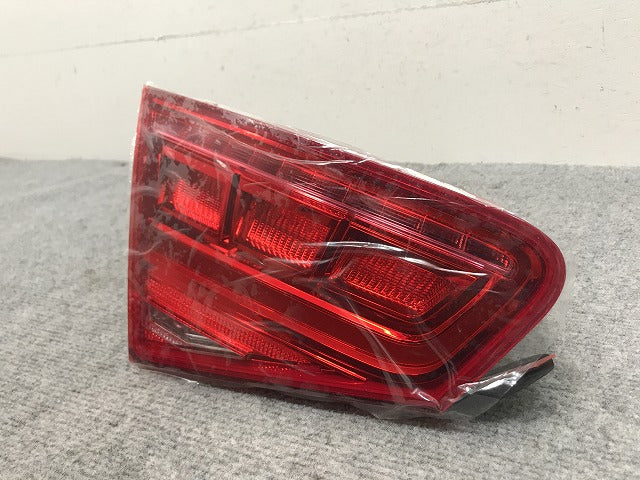 新品!A8(D4) 4H系 純正 前期 左 テールランプ/ライト/レンズ/フィニッシャーランプ/内側 LED 4H0.945.093 4H0945093 アウディ(133948)