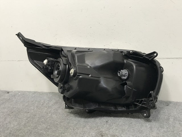 デイズ B21W 純正 左 ヘッドライト/ランプ ハロゲン レベライザー STANLEY W1047 26060-6A03E 日産(133951)
