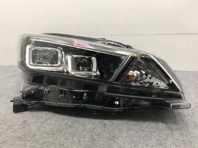 リーフ ZE1 純正 右 ヘッドライト/ランプ LED レベライザー 刻印P ICHIKOH 1954/26010 5SK5A 26025-5SK5A 日産(133954)