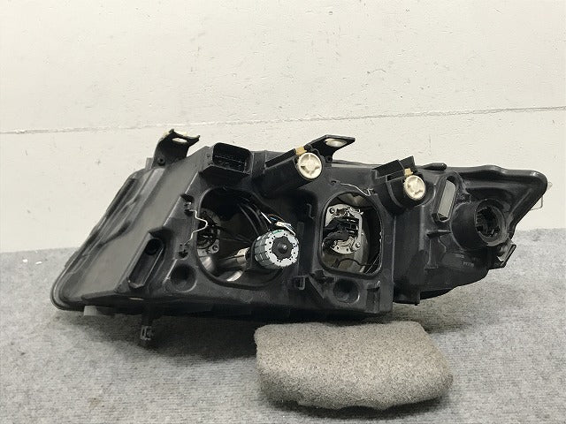 3シリーズ E90/E91 純正 前期 右 ヘッドライト/ランプ 光源不明 VALEO 6942724-04 BMW(133962)