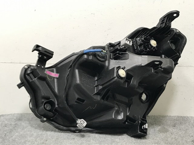 ミライース/ピクシスエポック/G/X/プレオプラス/L/G LA350S/A/F/LA360S/A/F 純正 右 ヘッドライト LED レベ付 KOITO 100-69042(133973)