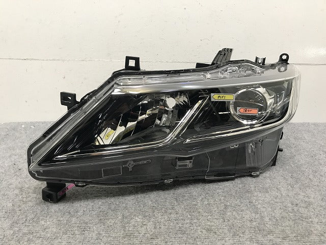 セレナ/ハイウェイスター/S/X/G/XV C27/GC/GFC/GNC/GFNC/HFC/HC 純正 前期 左ヘッドライト LED レベ付 100-23721 26075-5TF5A(133980)