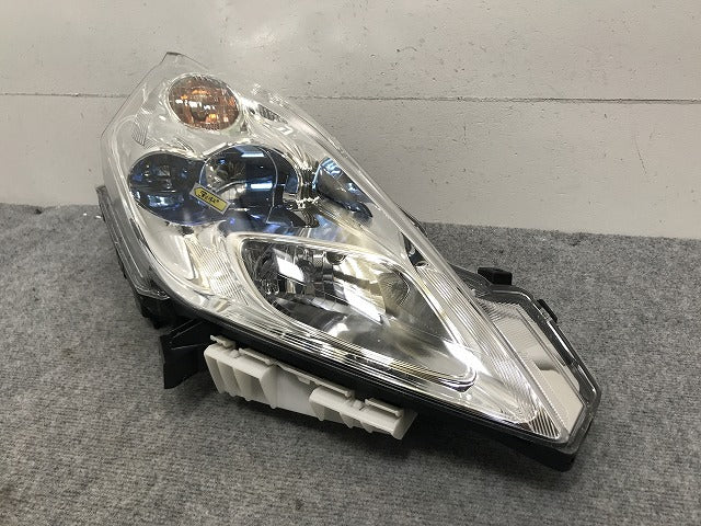 リーフ/LEAF AZE0/ZE0 純正 後期 右 ヘッドライト/ランプ LED レベライザー 刻印J ICHIKOH 1862/26010-3NK5A 日産(133982)