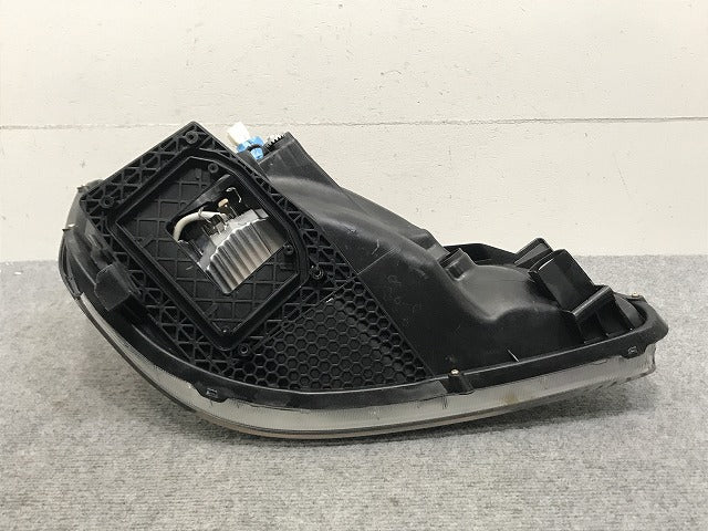 ノア NOAH/60系/AZR60G/AZR65G 純正 前期 左 ヘッドライト/ランプ キセノン HID AFS無 レベライザー付 刻印B1 KOITO 28-152 トヨタ(133992)