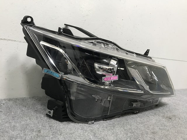 セレナ/ハイウェイスター/S/X/G/XV C27/GC/GFC/GNC/GFNC/HFC/HC 純正 前期 右ヘッドライト LED レベ付 100-23721 26025-5TF5A(134003)