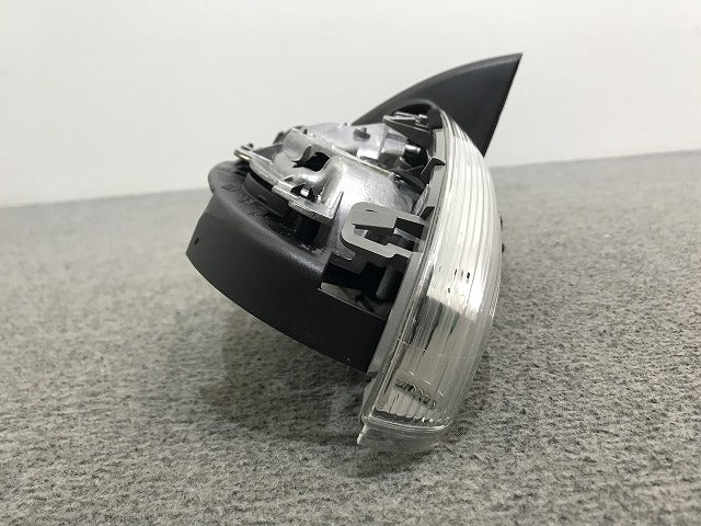 新品!パサート ヴァリアント 3C 純正 右 ドアミラー 15線 ウインカー付 3C0 857 934 3C2857508CG9B9 フォルクスワーゲン(134004)