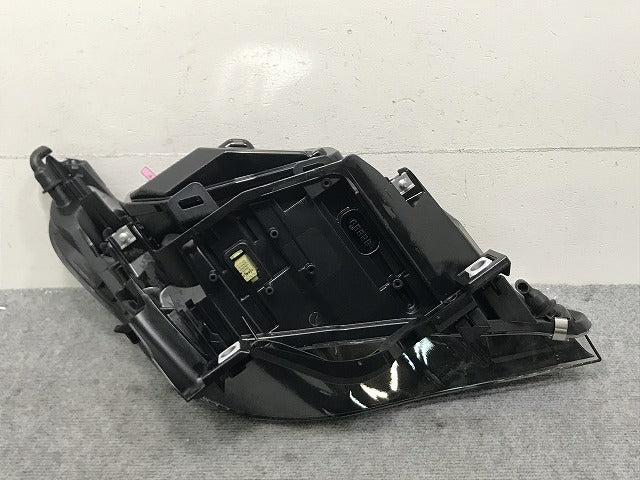 新品!5シリーズ E60/E61 純正 前期 左 ヘッドライト/ランプ キセノン HID AFS無 7 165 569 63127165569 BMW(134011)