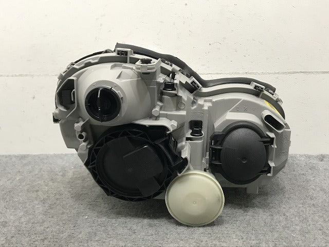 新品!Cクラス W203 社外 左 ヘッドライト ハロゲン AL Automotive Lighting 0 301 166 601/LE98C646 2038200761 メルセデスベンツ(134031)