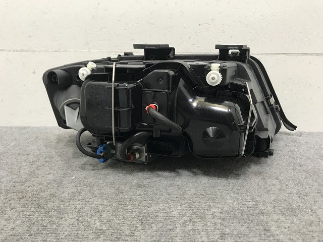 新品!A6(C5)オールロードクワトロ 4B系 純正 左 ヘッドライト キセノン HID AFS無 バラスト HELLA 4Z7 941 003 4Z7941003C ベンツ(134033)