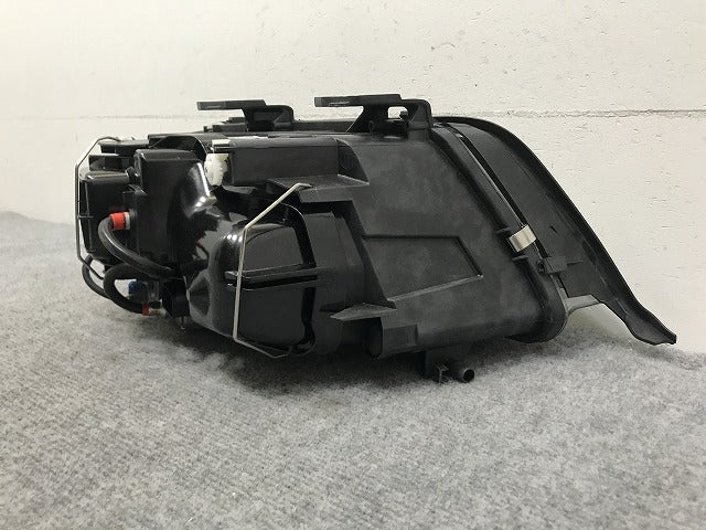 新品!A6(C5)オールロードクワトロ 4B系 純正 左 ヘッドライト キセノン HID AFS無 バラスト HELLA 4Z7 941 003 4Z7941003C ベンツ(134033)