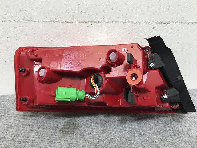 新品!A5(B8) 8T系 純正 後期 右 テールランプ/ライト/レンズ LED AL Automotive Lighting 8T0 945 096H 8T0945096H アウディ(134044)