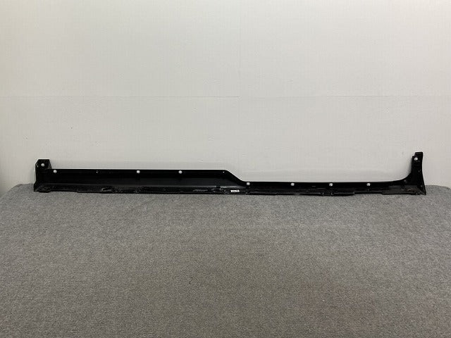 ヴォクシー/ノア/エスクァイア/V/X/G 80系/ZRR80G/ZRR85G/ZWR80G 純正 右 サイドステップ/サイドスカート 75850-28050 ボルドーマイカ 3R9(134051)