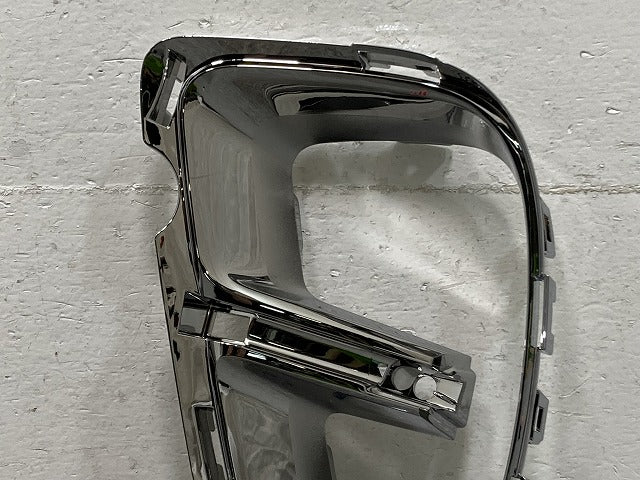 新品!キャプチャー HJ/HJBH5H/HJBH4MH 純正 左 フロント フォグカバー/フォグランプカバー 261A31120R メッキ ルノー(134063)