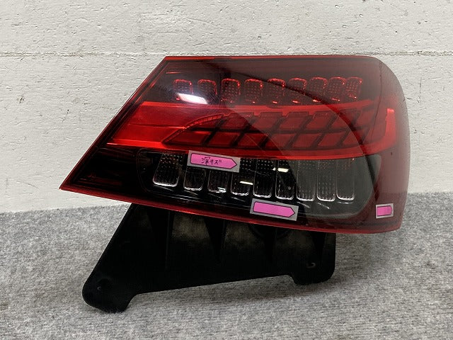 Eクラス/セダン W213 純正 後期 右 テールランプ/ライト/レンズ LED AL Automotive Lighting A2139065409 メルセデスベンツ(134137)