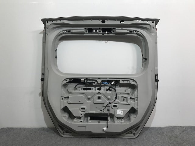 ルーミー/タンク/トール/ジャスティ/カスタム M900A/S/F/M910A/S/F 純正 リアゲート 内張り付 67149-B1170 67005-B1590-B0 レッド R67(134152)