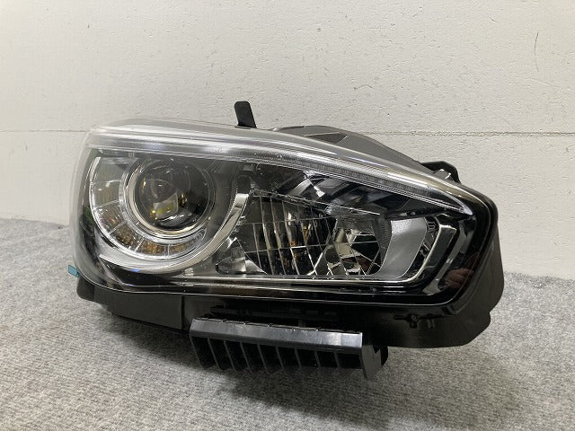 フーガ Y51/KNY51/KY51/HY51 純正 後期 右 ヘッドライト/ランプ LED レベライザー 刻印5 KOITO 100-23647 日産(134207)