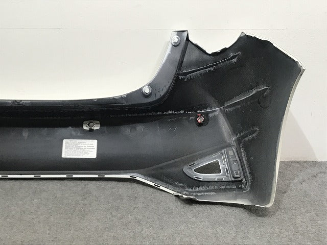 ヴィッツ 130/KSP130/NSP130/NSP135/NCP131 純正 後期 リア バンパー 52159-52870 ホワイトパールクリスタルシャイン 070 トヨタ(134228)