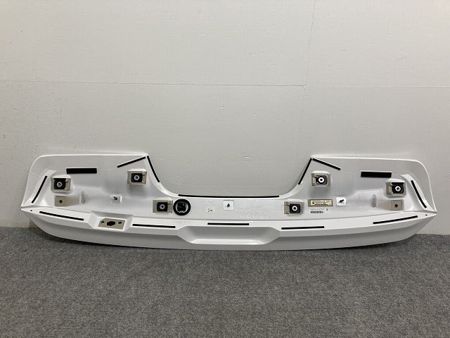 新車取り外し!ランドクルーザー/ランクル FJA300W/VJA300W 純正 リア ルーフスポイラー/ウィング 76085-60130 プレシャスホワイトパール 090(134308)