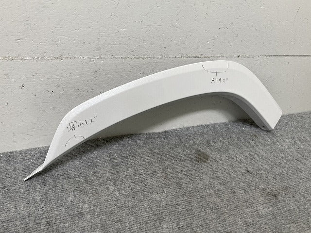 新車外し!ランドクルーザー/ランクル FJA300W/VJA300W 純正 左 リア ドア/オーバーフェンダー/フェンダーアーチモール 75078-60060(134321)
