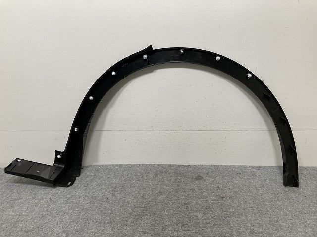 新車取り外し!クラウン/クロスオーバー TZSH35/AZSH35 純正 右 リア フェンダーアーチモール/オーバーフェンダー 75605-30210 素地 トヨタ(134326)