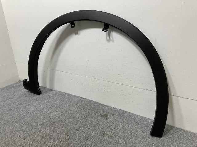 新車取り外し!クラウン/クロスオーバー TZSH35/AZSH35 純正 右 フロント フェンダーアーチモール/オーバーフェンダー 75601-30130 素地 トヨタ(134327)