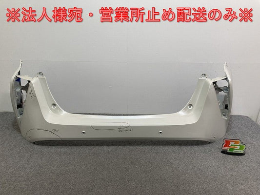 プリウス 50系/ZVW50/ZVW51/ZVW55 純正 前期 リア バンパー 52159-47110/30 ホワイトパールクリスタルシャイン 070 トヨタ(134344)