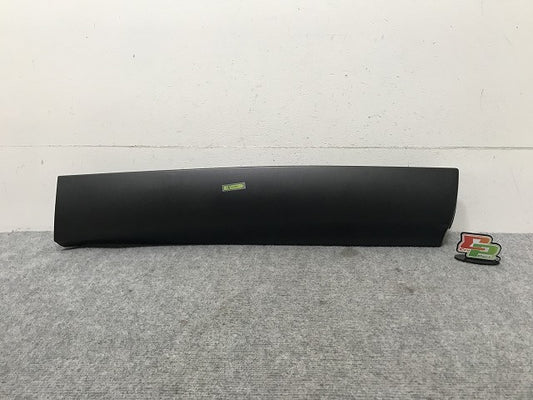 新車取り外し!クラウン/クロスオーバー TZSH35/AZSH35 純正 右 リア ドア サイドパネル/アンダーパネル 75077-30030 素地 トヨタ(134346)