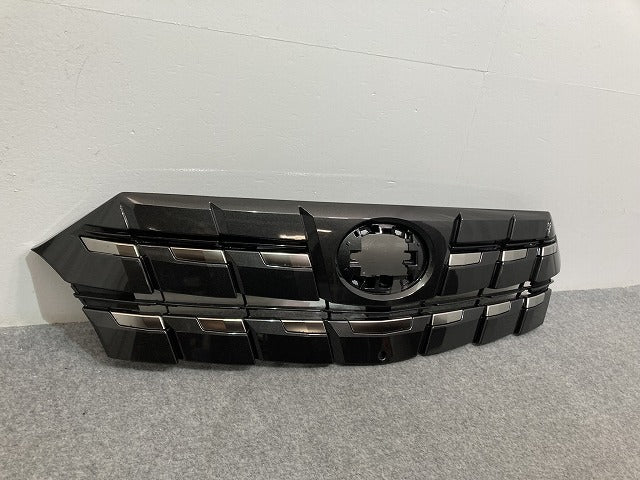 新車取り外し!アルファード 40系/AGH40W/AGH45W 純正 フロント グリル/ラジエーターグリル カメラ穴付 53111-V2010 トヨタ(134351)