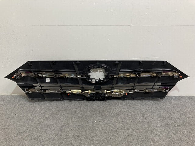 新車取り外し!アルファード 40系/AGH40W/AGH45W 純正 フロント グリル/ラジエーターグリル カメラ穴付 53111-V2010 トヨタ(134351)