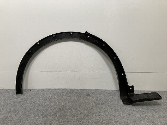 新車取り外し!クラウン/クロスオーバー TZSH35/AZSH35 純正 左 リア フェンダーアーチモール/オーバーフェンダー 75606-30210 素地 トヨタ(134362)
