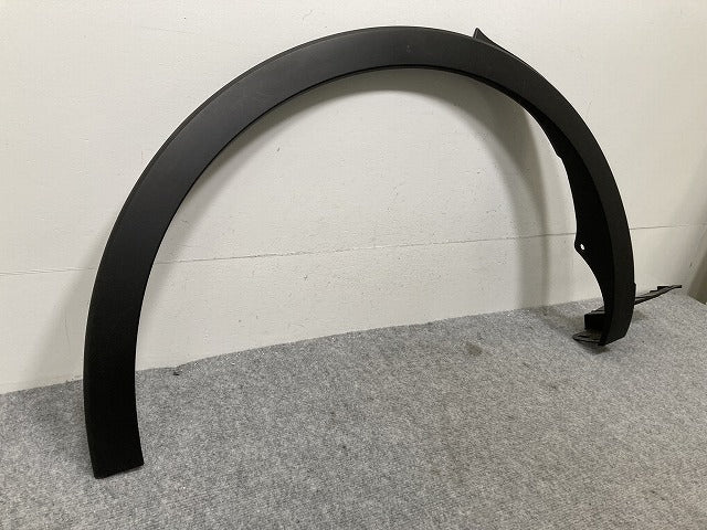 新車取り外し!クラウン/クロスオーバー TZSH35/AZSH35 純正 右 リア フェンダーアーチモール/オーバーフェンダー 75605-30210 素地 トヨタ(134391)