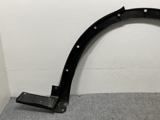 新車取り外し!クラウン/クロスオーバー TZSH35/AZSH35 純正 右 リア フェンダーアーチモール/オーバーフェンダー 75605-30210 素地 トヨタ(134391)