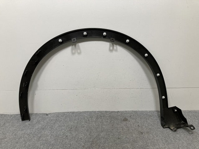 新車取り外し!クラウン/クロスオーバー TZSH35/AZSH35 純正 右 フロント フェンダーアーチモール/オーバーフェンダー 75601-30130 素地 トヨタ(134394)