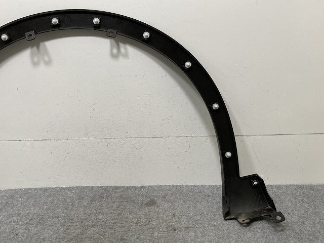 新車取り外し!クラウン/クロスオーバー TZSH35/AZSH35 純正 右 フロント フェンダーアーチモール/オーバーフェンダー 75601-30130 素地 トヨタ(134394)