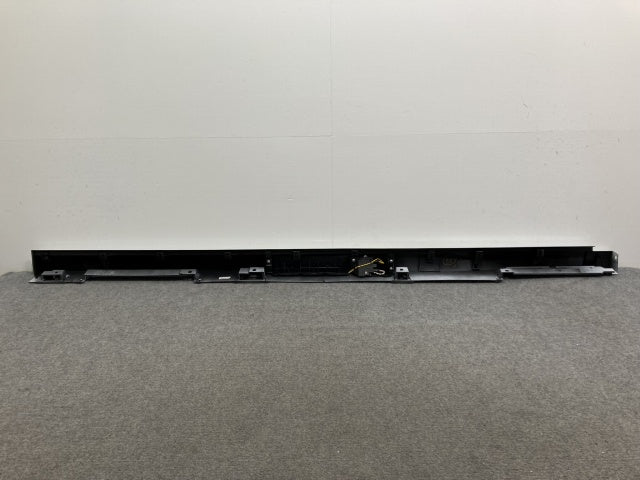 セレナ/ハイウェイスター ルキシオン e-POWER C28/NC28/FC28/FNC28/GC28/GFC 純正 左 サイドステップ/サイドスカート 76851 7DF0A QBE(134447)