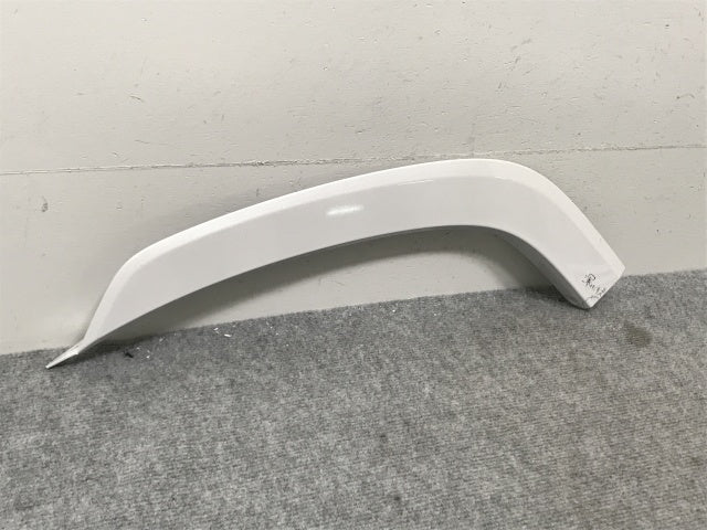 新車取り外し!ランドクルーザー/ランクル FJA300W/VJA300W 純正 左 リア ドア/オーバーフェンダー/フェンダーアーチモール 75078-60060 090 トヨタ(134450)
