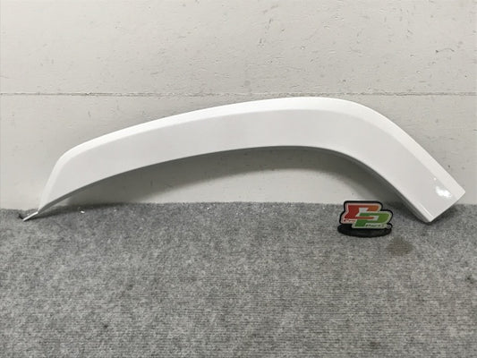 新車取り外し!ランドクルーザー/ランクル FJA300W/VJA300W 純正 左 リア ドア/オーバーフェンダー/フェンダーアーチモール 75078-60060 090 トヨタ(134460)