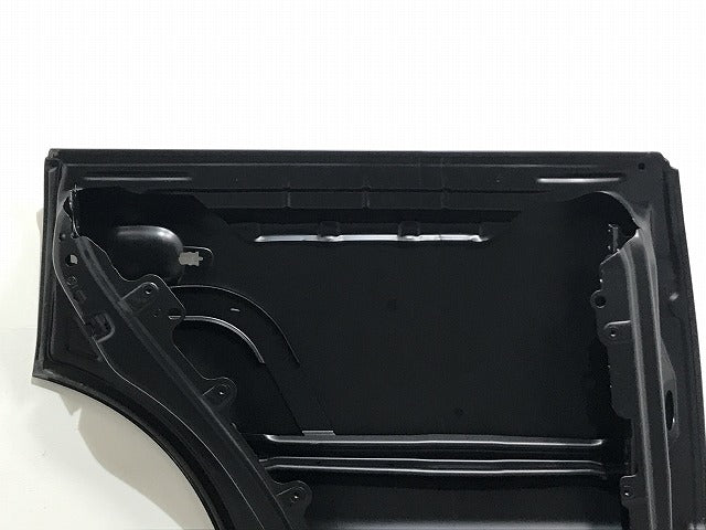 新品!トゥアレグ 7L系 純正 左 リア ドア 7L0833111 7L0833055M 未塗装 フォルクスワーゲン(134475)